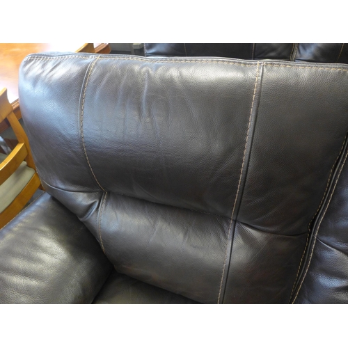 1553 - Tomlin power leather loveseat, original RRP £666.66 + VAT - worn (4178-9) *This lot is subject to Va... 