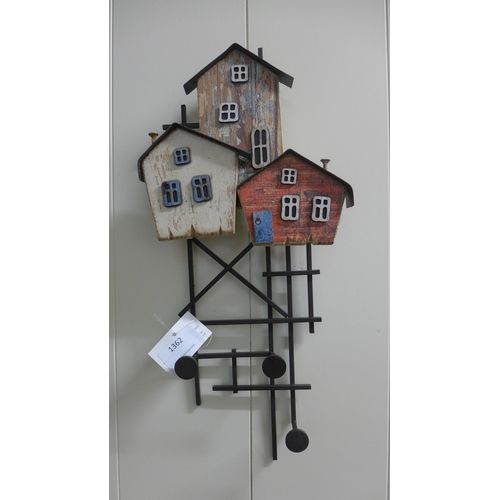 1362 - A rustic house hanger (697408)   #