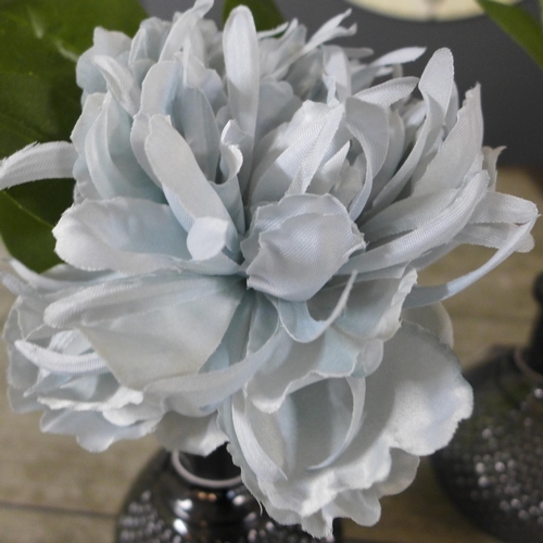 1372 - An artificial duck egg blue Peony in a ball vase, H 23cms (58928001)   #