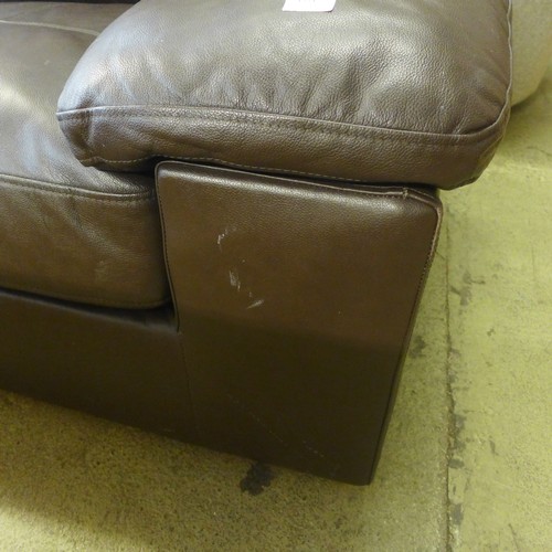 1554 - A chocolate brown leather two seater sofa bed