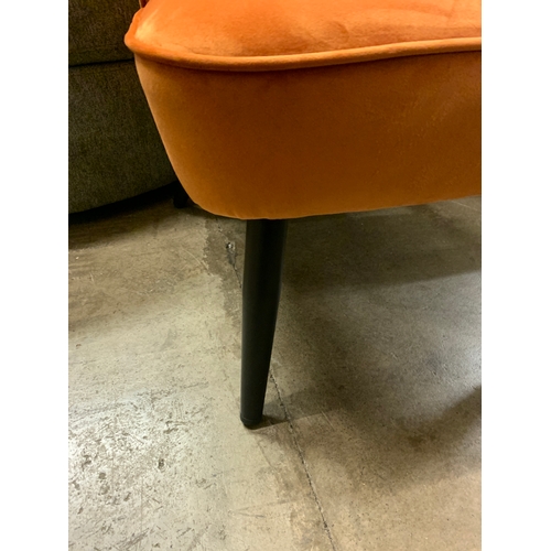 1397 - A Lydel orange shell back side chair