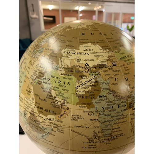 1412 - A terrestrial globe on stand