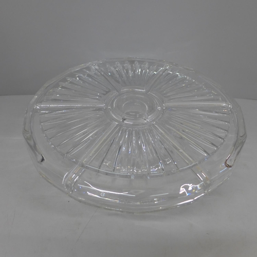 1040 - An Argyle Fine Cut Crystal glass cake dome **PLEASE NOTE THIS LOT IS NOT ELIGIBLE FOR POSTING AND PA... 