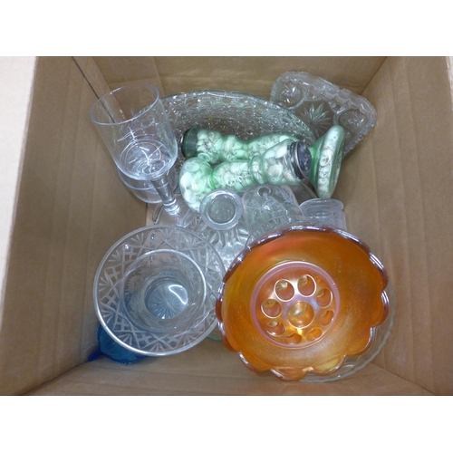 1072 - A collection of glassware **PLEASE NOTE THIS LOT IS NOT ELIGIBLE FOR POSTING AND PACKING**