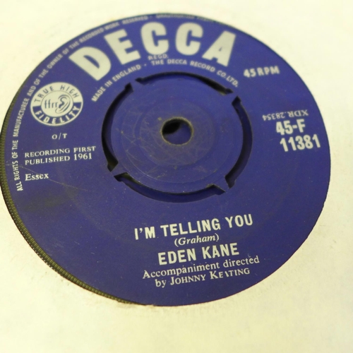 636 - Forty 1960s Decca label 7