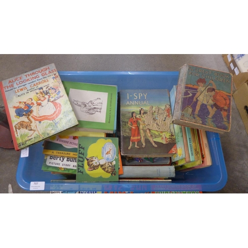 707 - Children's books and booklets, 1940s, 1960s and 1970s **PLEASE NOTE THIS LOT IS NOT ELIGIBLE FOR POS... 