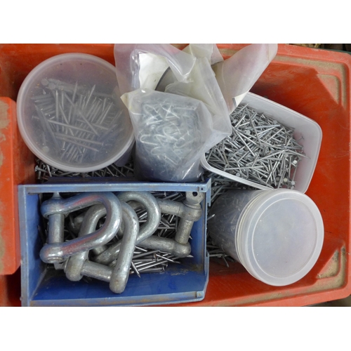 2050 - Two trays of assorted galvanised nails