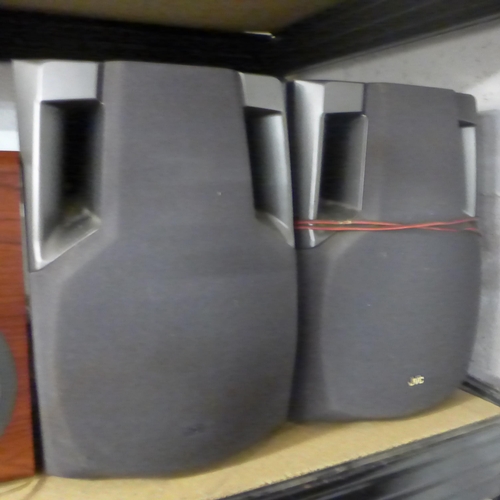 2147 - Two Philips speakers and two JVC speakers