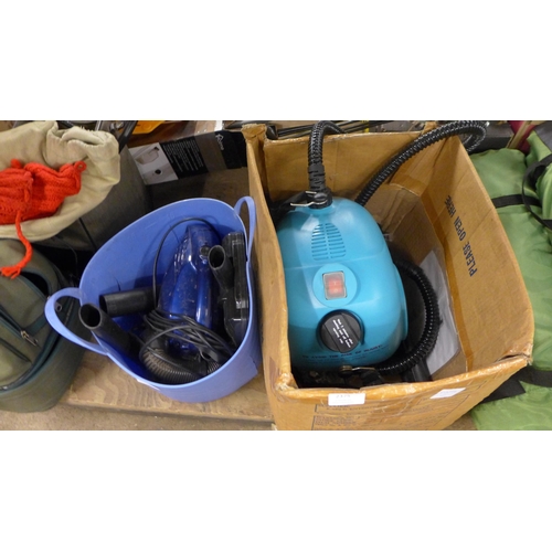 2375 - A blue steam cleaner and steam mop