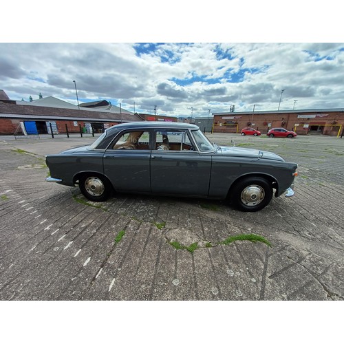 2383 - A 1962 Rover P5 3 Litre four-door saloon Reg no. 123 TKK. 44,000 recorded miles, manual four-speed g... 