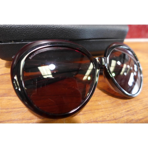 3102 - Balenciaga Black Plastic Sunglasses (Marks On Lenses) - Model Bb 0024Sa 001   (302-167)  * This lot ... 