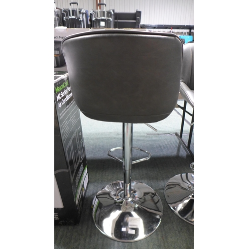 Bayside Furnishings Grey Gas-Lift Bar Stool (302-123) This lot