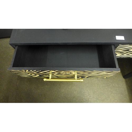 1458 - A zebra design and black console table