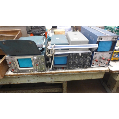 2015 - An oscilloscope bundle comprising a Telequipment D61, a Philips PM3260 and a Textronicx 405