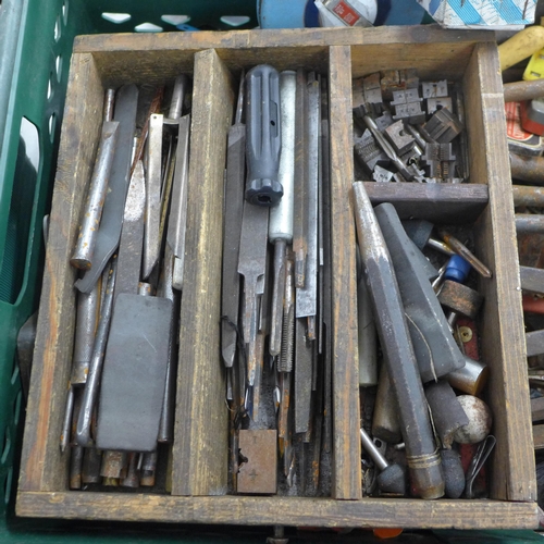 2051 - A tray of assorted engineering tools including files, chisels and a multimeter