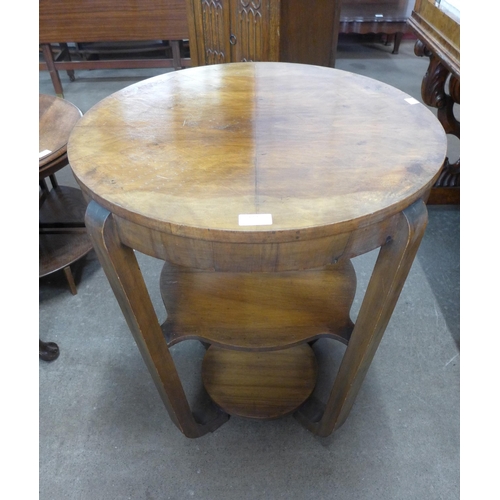 129 - An Art Deco walnut circular occasional table