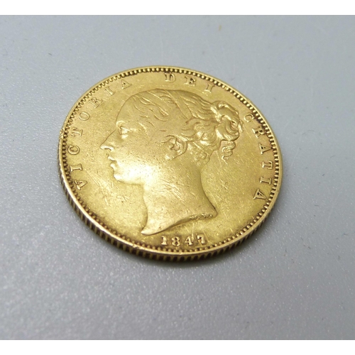 1009 - A Victorian 1847 gold full sovereign