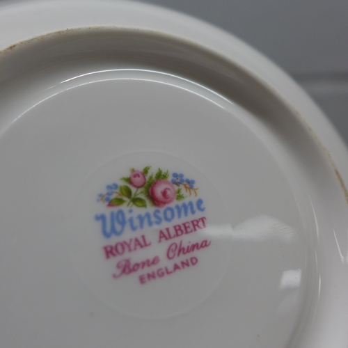 1069 - A Royal Albert Winsome part tea set and Richmond dinnerwares **PLEASE NOTE THIS LOT IS NOT ELIGIBLE ... 