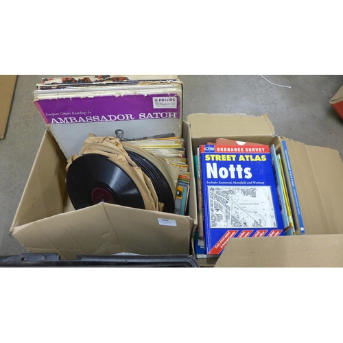 1099 - A box of books on Nottingham and West Bridgford, a box of annuals, football related, Nottingham Fore... 