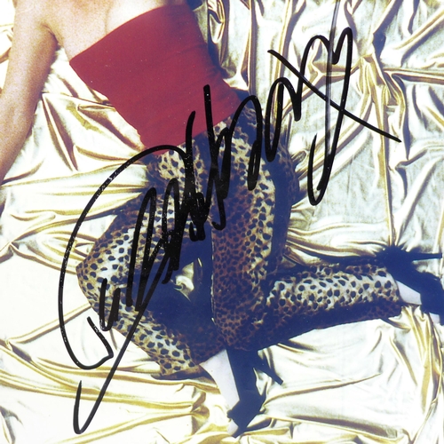 628 - A Debbie Harry (Blondie) signed photograph