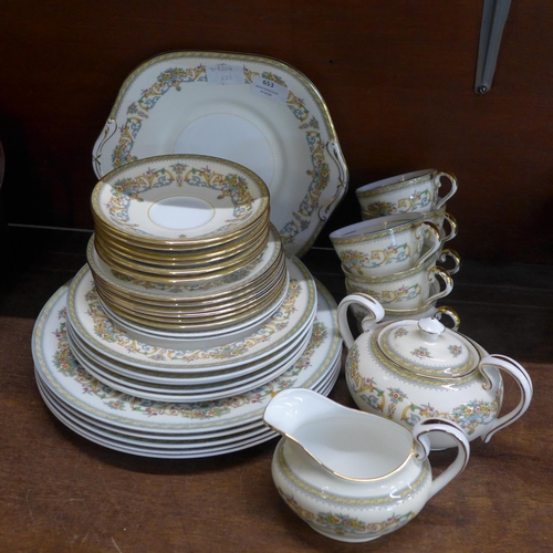 653 - Aynsley 'Henley' dinnerwares; six side plates, tea, cups and saucers, five dinner plates plus cream,... 