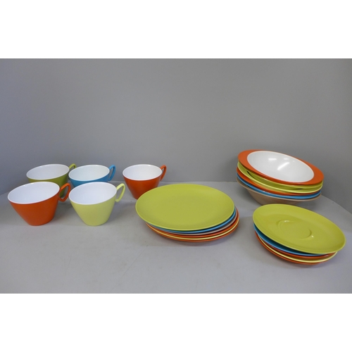 659 - A Gaydon Melmex set of five cups, six saucers, tea plates and bowls