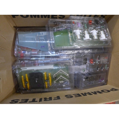 712 - A large quantity of Thunderbird 2 DeAgostini model parts