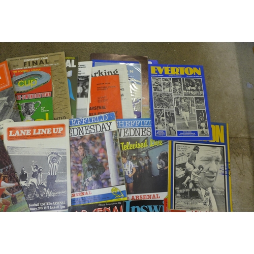 715 - Football memorabilia; Arsenal home and away programmes (33) including away v Newcastle 1949, home v ... 