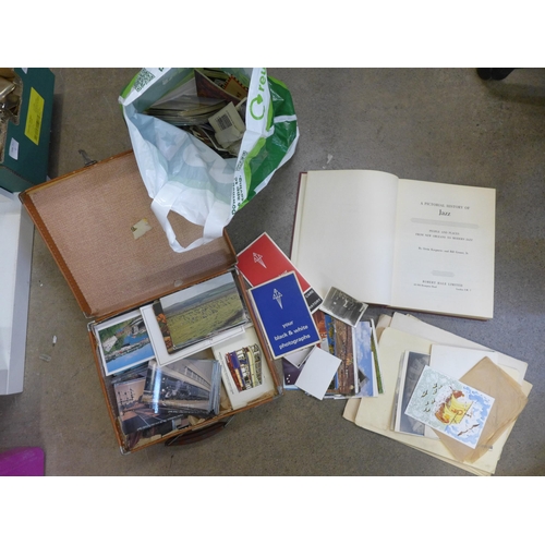 739 - A large quantity of photographs and postcards