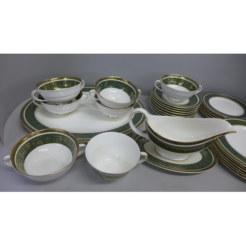 754 - A collection of Royal Doulton Vanborough pattern dinnerwares  **PLEASE NOTE THIS LOT IS NOT ELIGIBLE... 