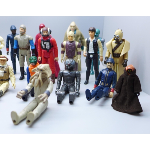 801 - Thirty-three Kenner Star Wars figures