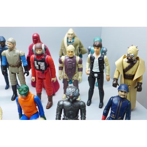 801 - Thirty-three Kenner Star Wars figures