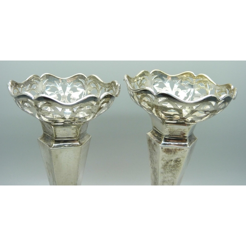 819 - A pair of silver vases, Birmingham 1923, 15.5cm, weighted