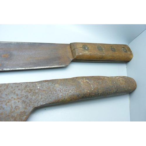 839 - A machete and a 'Stainforth Severquick' knife