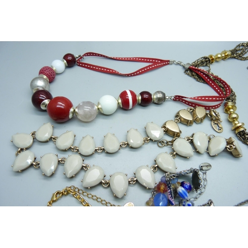 858 - Designer jewellery including Lance Paris, Hultquist, etc.