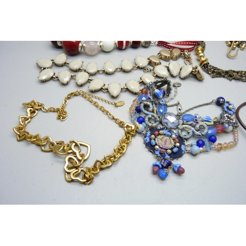 858 - Designer jewellery including Lance Paris, Hultquist, etc.