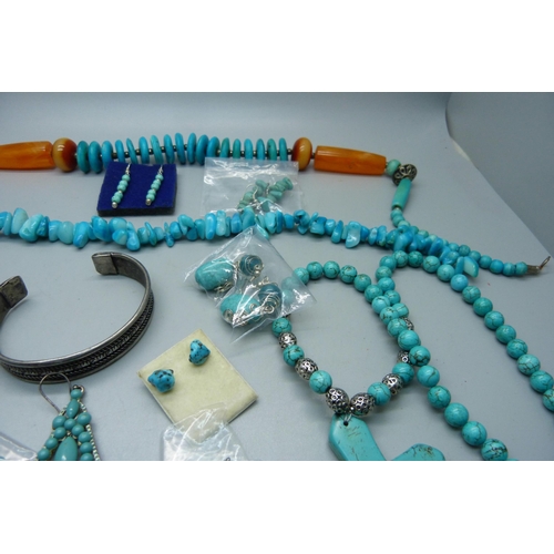 864 - A collection of mainly turquoise set jewellery