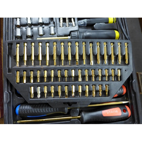 2013 - A quantity of mixed hand tools including Wickes, NuTool and Black & Decker power drills, Manal Meist... 