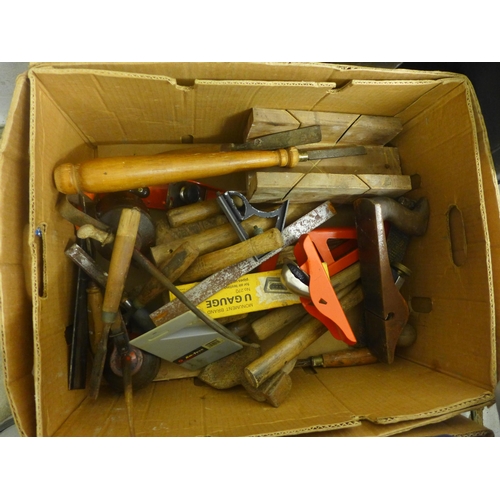 2070 - Two boxes and Stanley toolbox with assorted vintage and modern tools