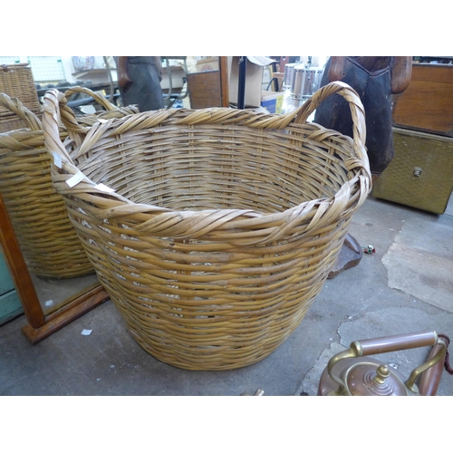 243 - A wicker basket