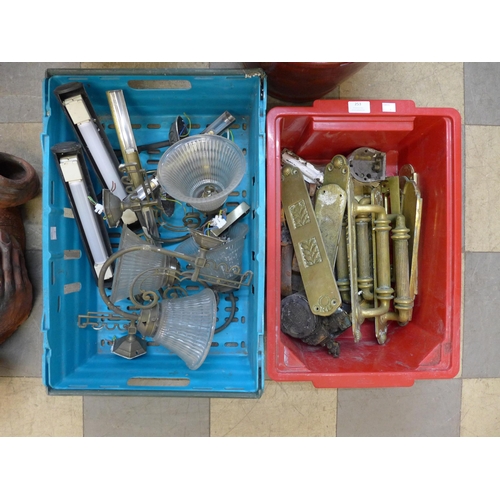 253 - Assorted metalware, including wall lights, brass door handles, etc.