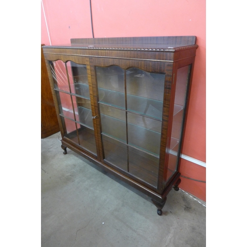 77 - An Edward VII mahogany two door display cabinet