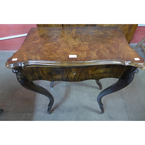 79 - A 19th Century Beidermeier walnut single drawer side table