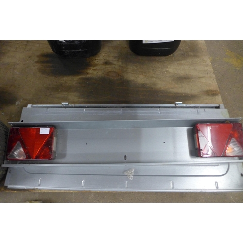 2470 - Trailer parts including hinged doors, a trailer wheel and a wheelbarrow wheel