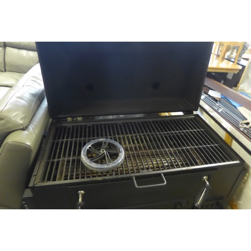 1577 - Mbuilt  Smoke Hollow charcoal BBQ, original RRP £224.99 + VAT (4178-14) *This lot is subject to Vat