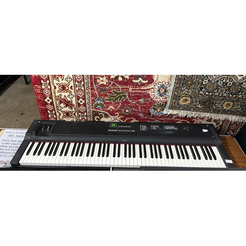 2140 - A Fatar Master-keyboard