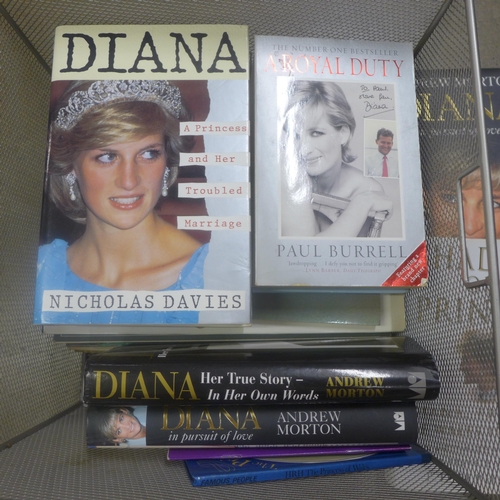 1047 - Nineteen Princess Diana related books and other Royal related books **PLEASE NOTE THIS LOT IS NOT EL... 