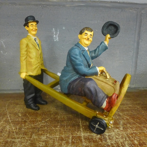 1049 - A Laurel and Hardy statuette **PLEASE NOTE THIS LOT IS NOT ELIGIBLE FOR POSTING AND PACKING**