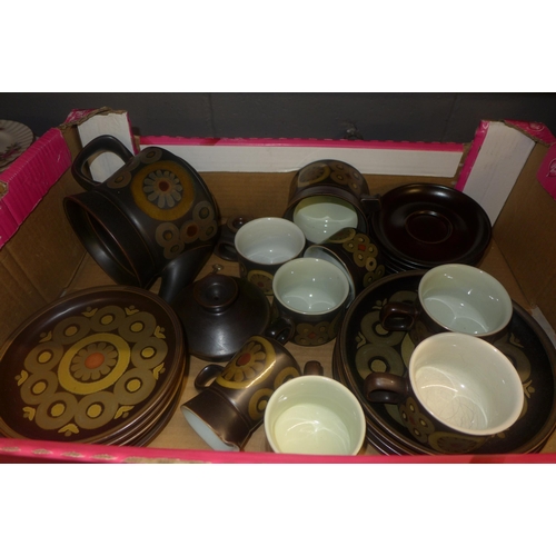 1085 - A Denby Arabesque tea set, etc. **PLEASE NOTE THIS LOT IS NOT ELIGIBLE FOR POSTING AND PACKING**