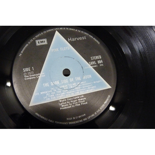 608 - A Pink Floyd Dark Side of The Moon LP record, first pressing with 